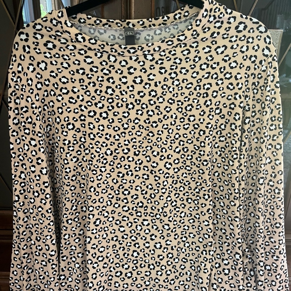 Long sleeve top